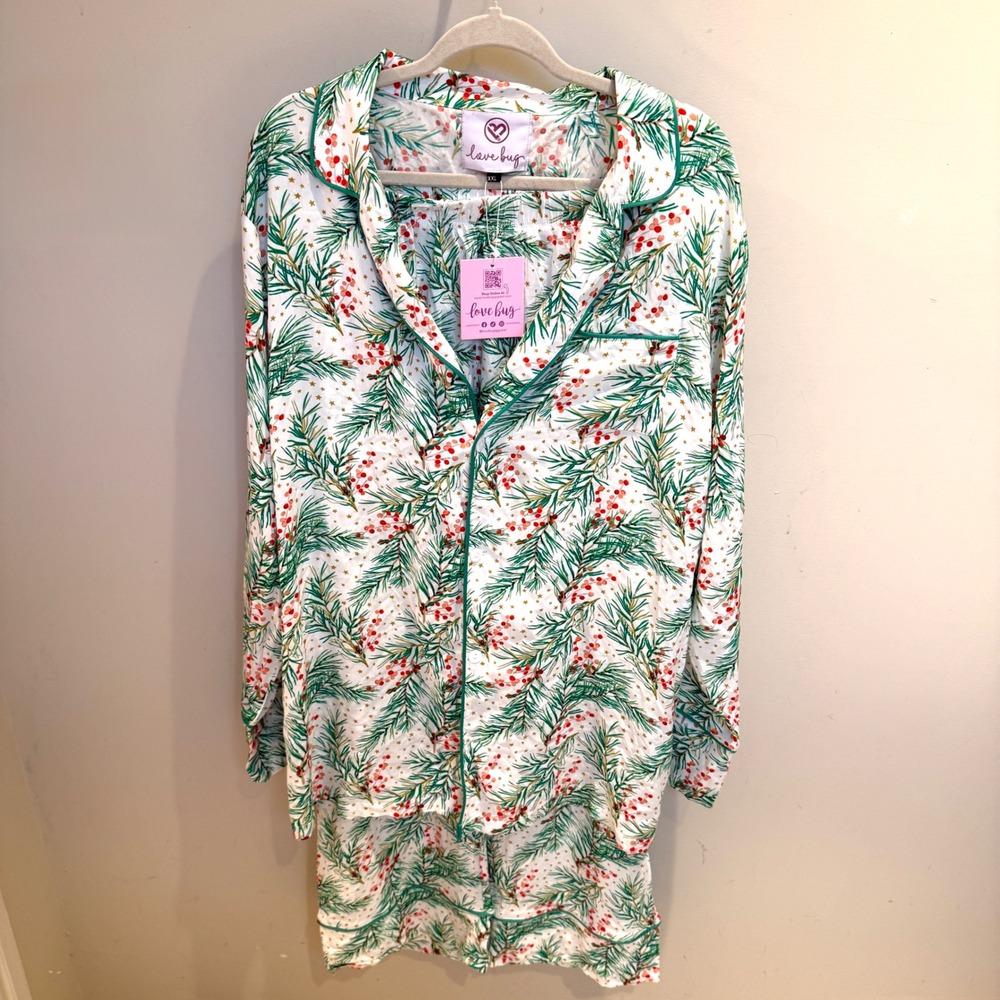 Love Bug Womens Christmas Pajama Set XXL White Green Pine Berry Viscose NWT